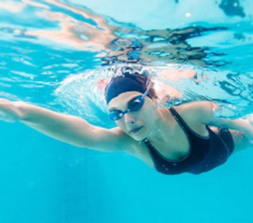 When Can I Swim After Getting a Bad Burn?